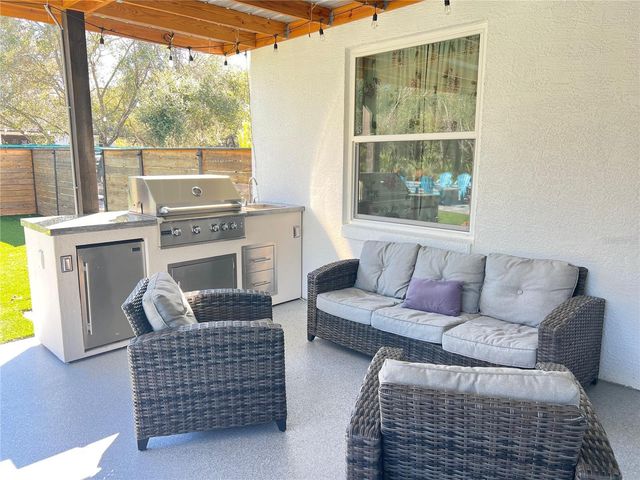 965 PINE HILL BOULEVARD, Geneva, FL 32732