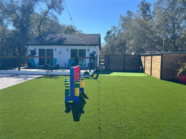 965 PINE HILL BOULEVARD, Geneva, FL 32732