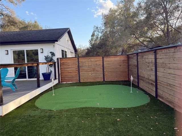 965 PINE HILL BOULEVARD, Geneva, FL 32732