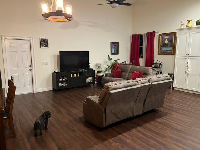 965 PINE HILL BOULEVARD, Geneva, FL 32732