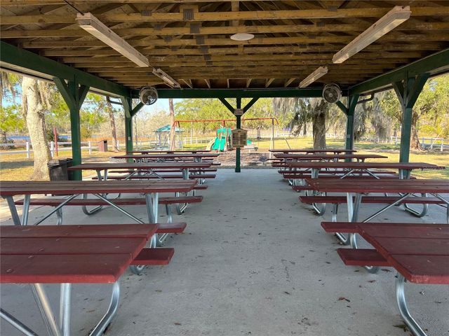 965 PINE HILL BOULEVARD, Geneva, FL 32732