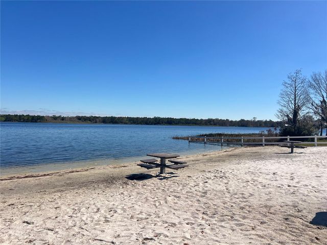 965 PINE HILL BOULEVARD, Geneva, FL 32732