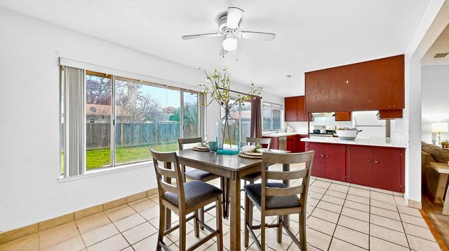 3104 Wollam Dr, Modesto, CA 95350