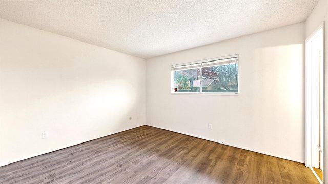 3104 Wollam Dr, Modesto, CA 95350