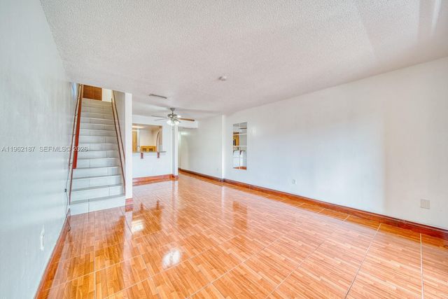 840 SW 105th Ave 318, Miami, FL 33174