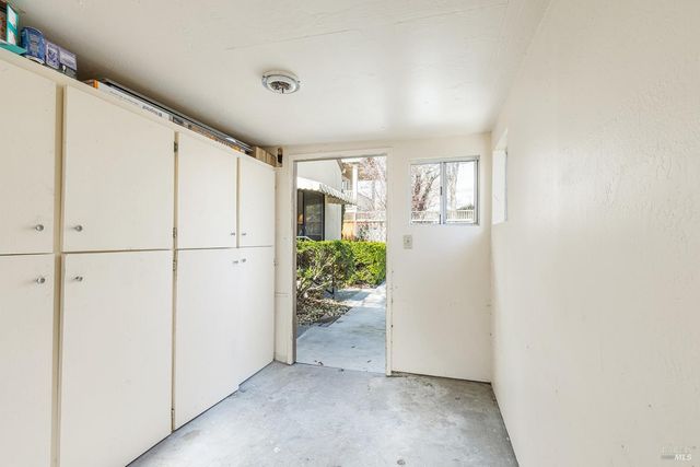 420 Montgomery St, Napa, CA 94559