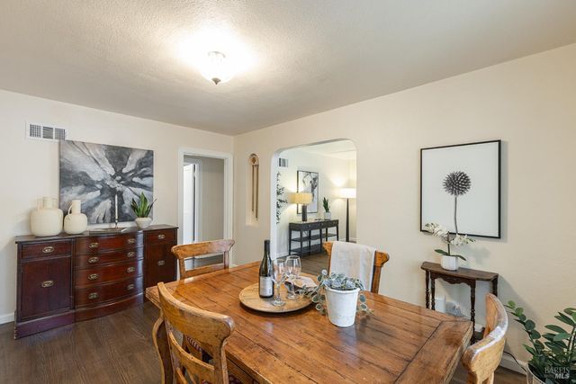 420 Montgomery St, Napa, CA 94559