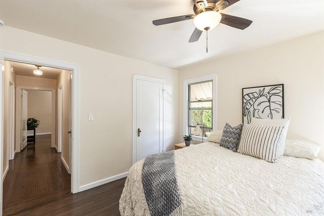 420 Montgomery St, Napa, CA 94559