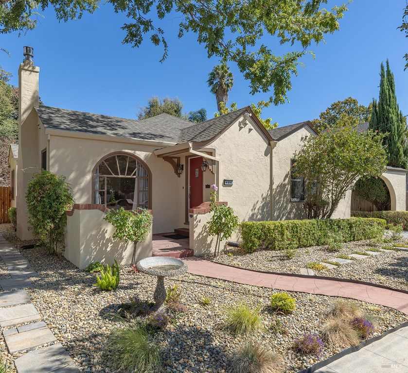 420 Montgomery St, Napa, CA 94559