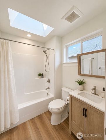 10434 1st Avenue S, Seattle, WA 98168