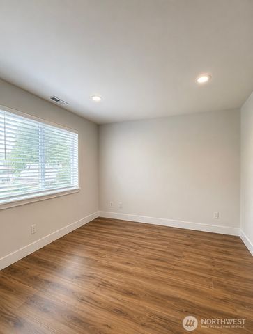10434 1st Avenue S, Seattle, WA 98168