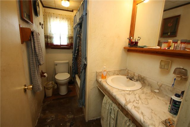 2460 Manown Road, Forward Twp, PA 15063