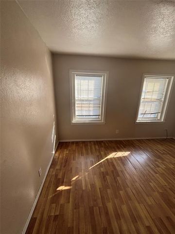 1129 N Purdue Avenue, Oklahoma City, OK 73127