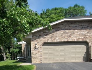 4504 Laramie Trail, Minnetonka, MN 55345