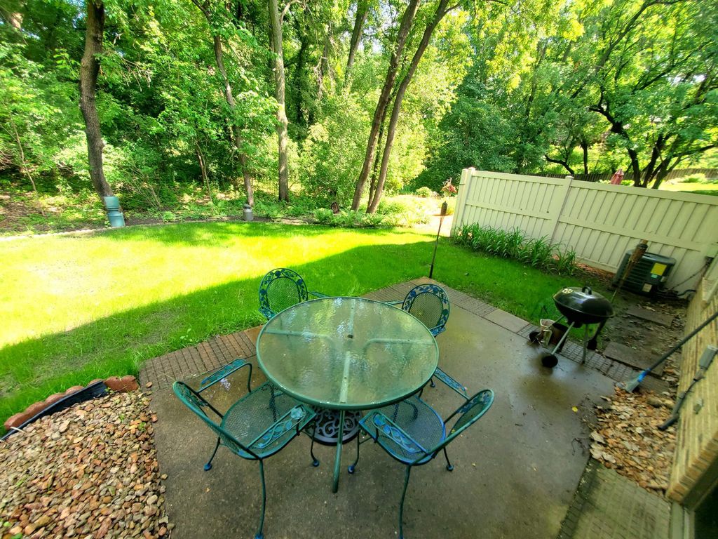4504 Laramie Trail, Minnetonka, MN 55345 — photo 4