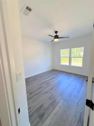 114 County Road 3543, Cleveland, TX 77327