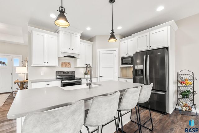 7009 E Sierra Trl Trail, Sioux Falls, SD 57110