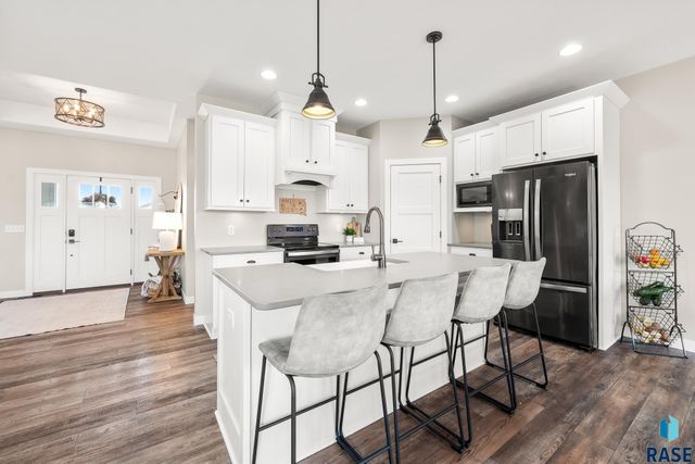 7009 E Sierra Trl Trail, Sioux Falls, SD 57110