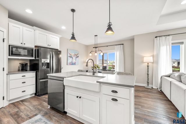 7009 E Sierra Trl Trail, Sioux Falls, SD 57110
