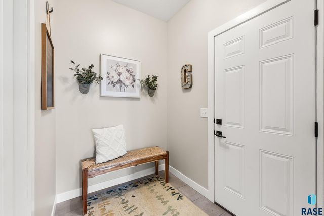 7009 E Sierra Trl Trail, Sioux Falls, SD 57110