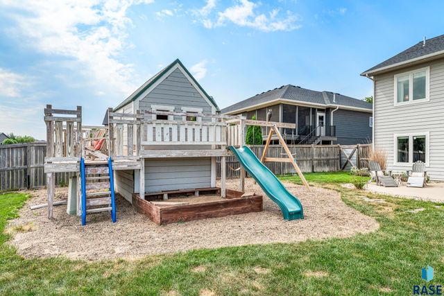 7009 E Sierra Trl Trail, Sioux Falls, SD 57110