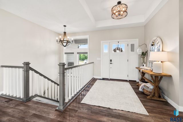 7009 E Sierra Trl Trail, Sioux Falls, SD 57110