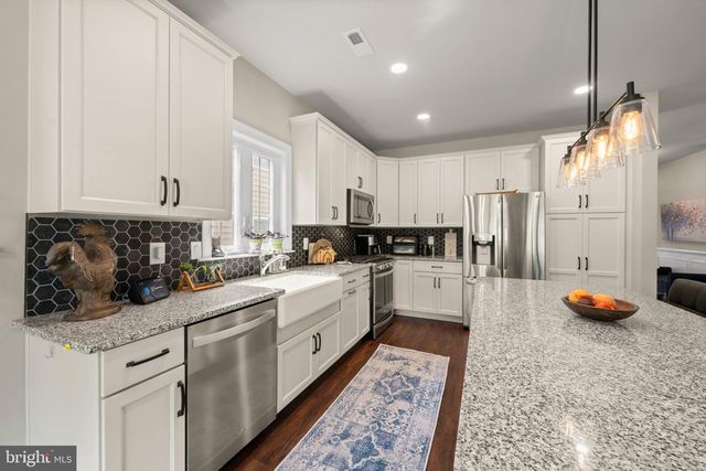411 NATIONAL DR, Downingtown, PA 19335