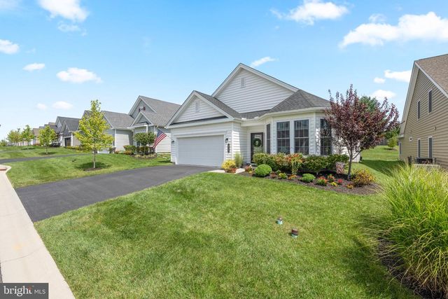 411 NATIONAL DR, Downingtown, PA 19335