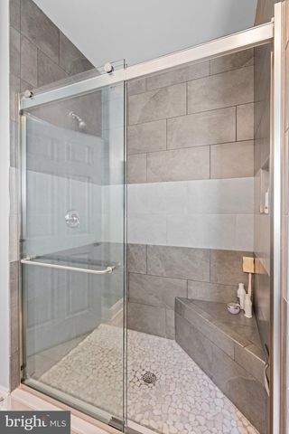 411 NATIONAL DR, Downingtown, PA 19335