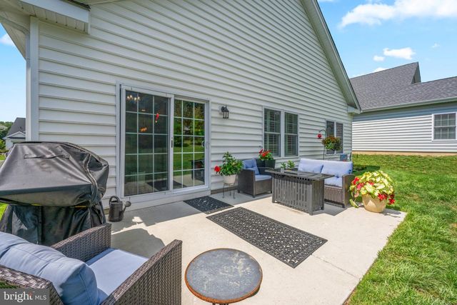 411 NATIONAL DR, Downingtown, PA 19335