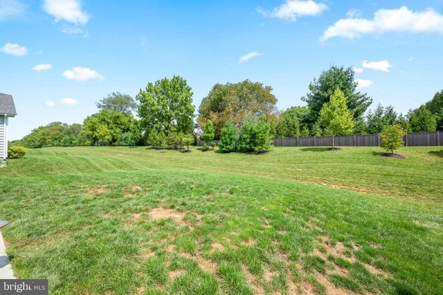 411 NATIONAL DR, Downingtown, PA 19335