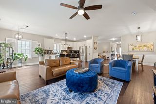 411 NATIONAL DR, Downingtown, PA 19335
