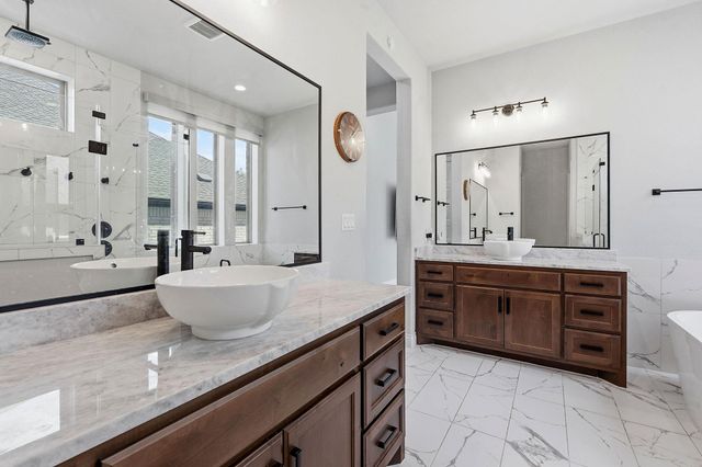 413 Summerhill LN, Georgetown, TX 78628