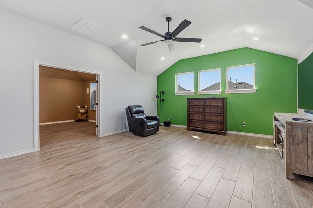 413 Summerhill LN, Georgetown, TX 78628