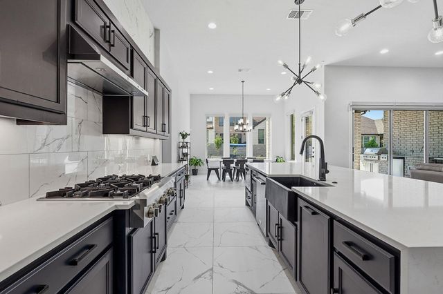 413 Summerhill LN, Georgetown, TX 78628