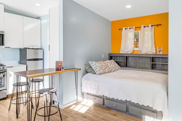 1171 Presidio Boulevard, Pacific Grove, CA 93950