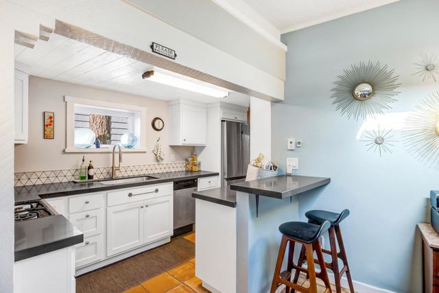 1171 Presidio Boulevard, Pacific Grove, CA 93950