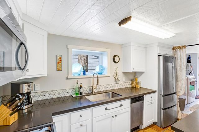 1171 Presidio Boulevard, Pacific Grove, CA 93950