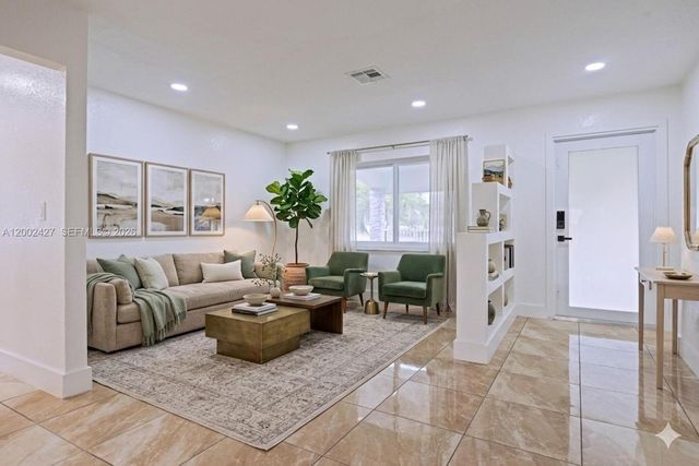 30365 SW 152nd Ct, Homestead, FL 33033