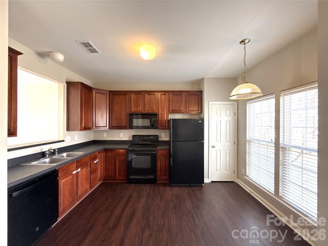 15752 Castle Watch Avenue, Charlotte, NC 28277