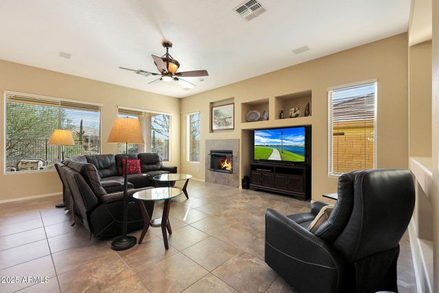 41019 N CONGRESSIONAL Drive, Phoenix, AZ 85086