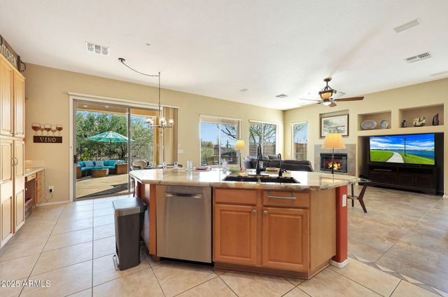 41019 N CONGRESSIONAL Drive, Phoenix, AZ 85086