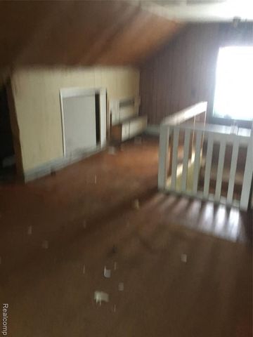 224 W Princeton Avenue, Pontiac, MI 48340