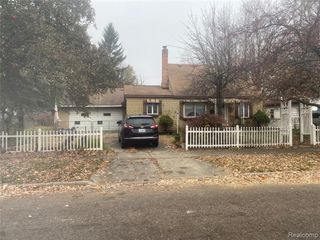 224 W Princeton Avenue, Pontiac, MI 48340