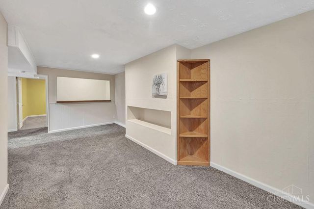 104 Chamberlin Drive, Hamilton, OH 45013