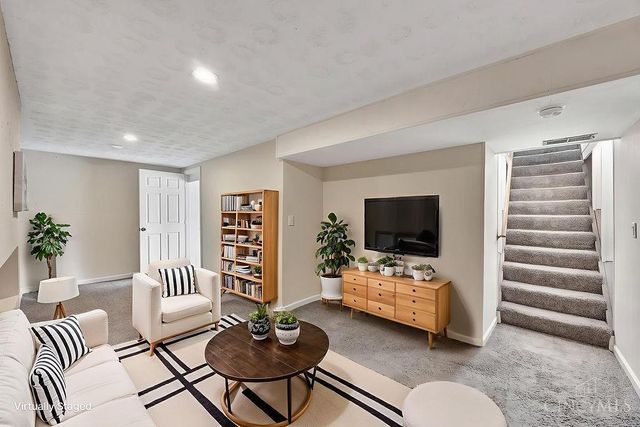 104 Chamberlin Drive, Hamilton, OH 45013