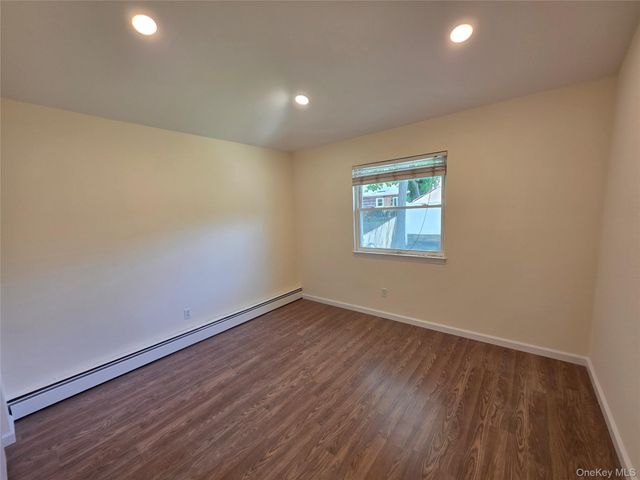 16 Birch Drive, Ronkonkoma, NY 11779