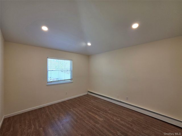 16 Birch Drive, Ronkonkoma, NY 11779