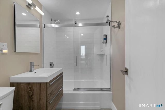 100 York Street 16J, New Haven, CT 06511