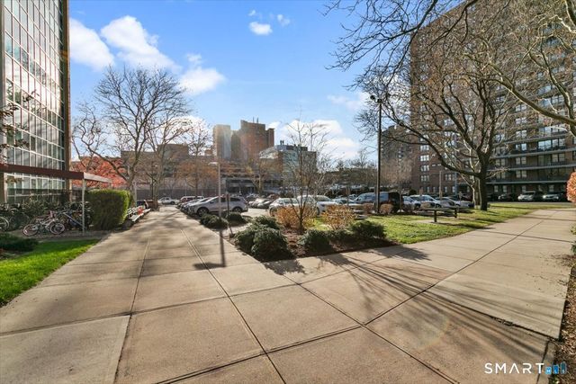 100 York Street 16J, New Haven, CT 06511